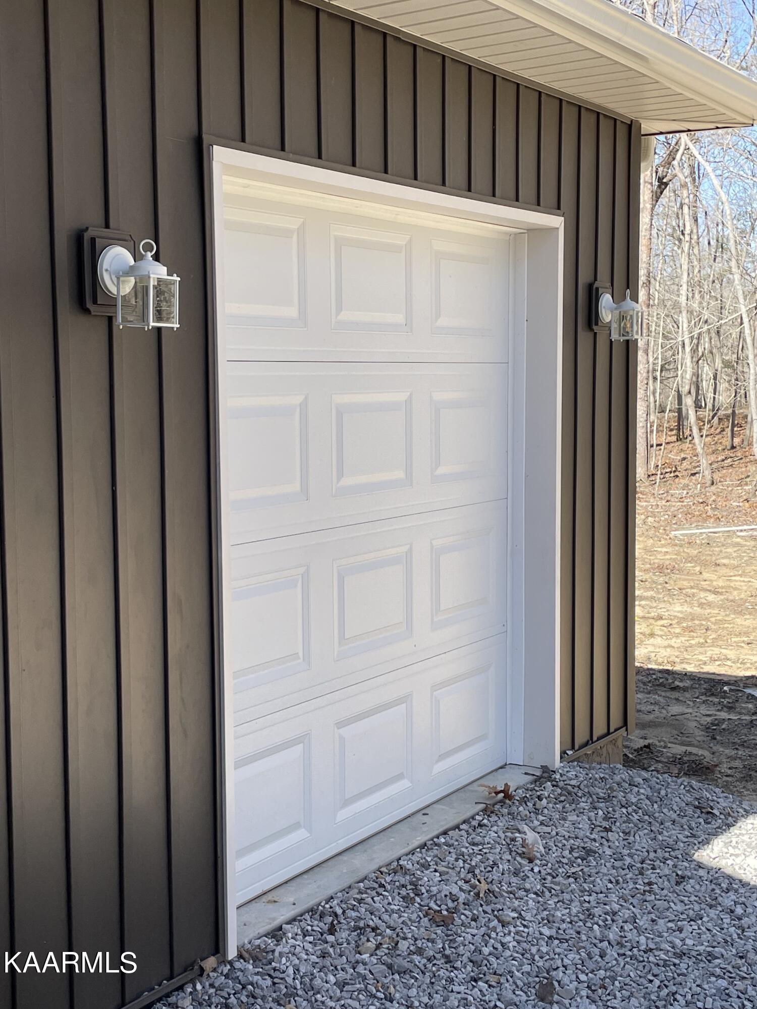 1515 East Overlook Road Monterey, TN 38574 - Photo 23 of 24 1 Car Garage