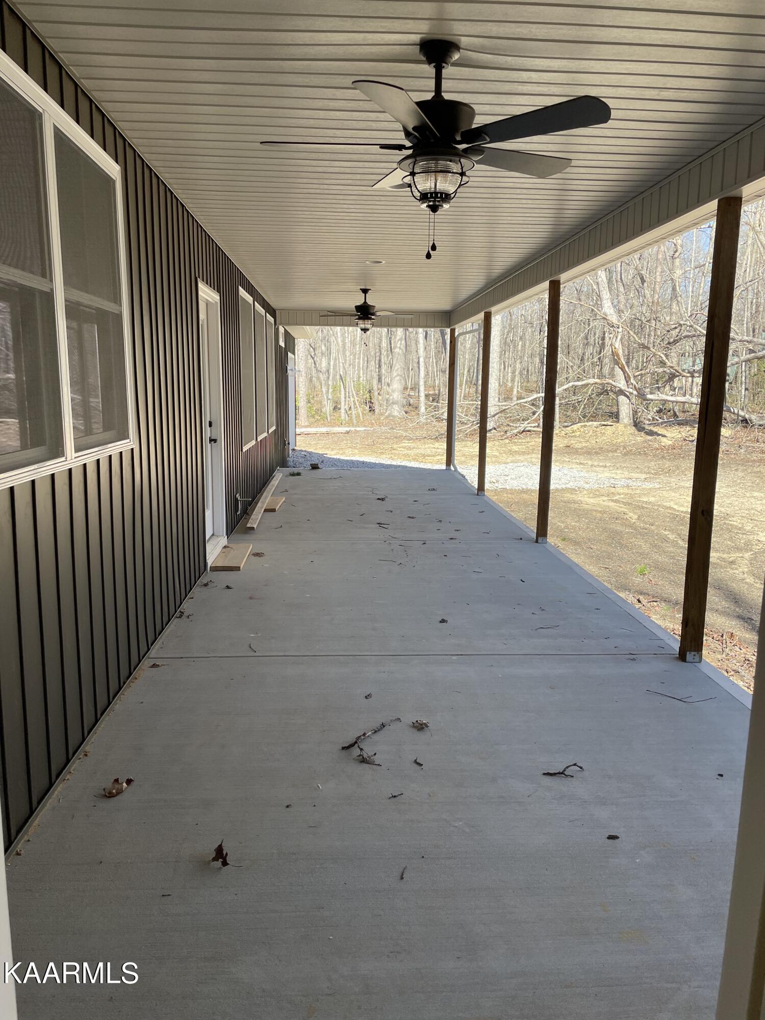 1515 East Overlook Road Monterey, TN 38574 - Photo 24 of 24 Back Porch