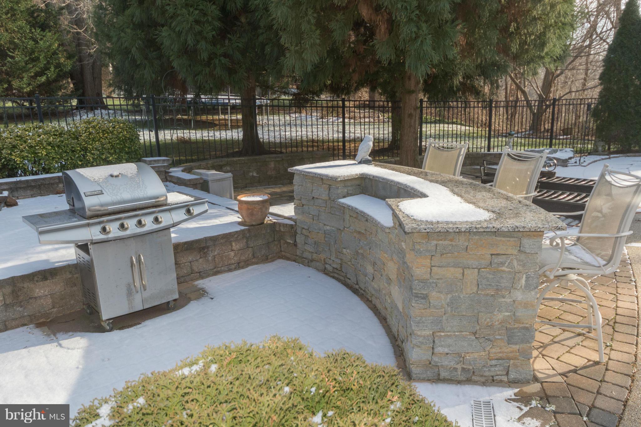 607 Havenhill Road Edgewater, MD 21037 - Photo 28 of 30 Outdoor Living Area