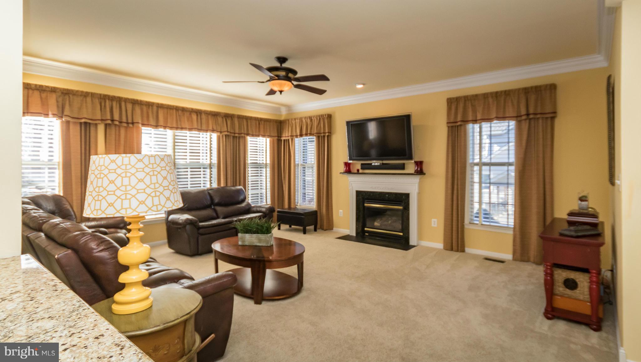 607 Havenhill Road Edgewater, MD 21037 - Photo 9 of 30 Family Room