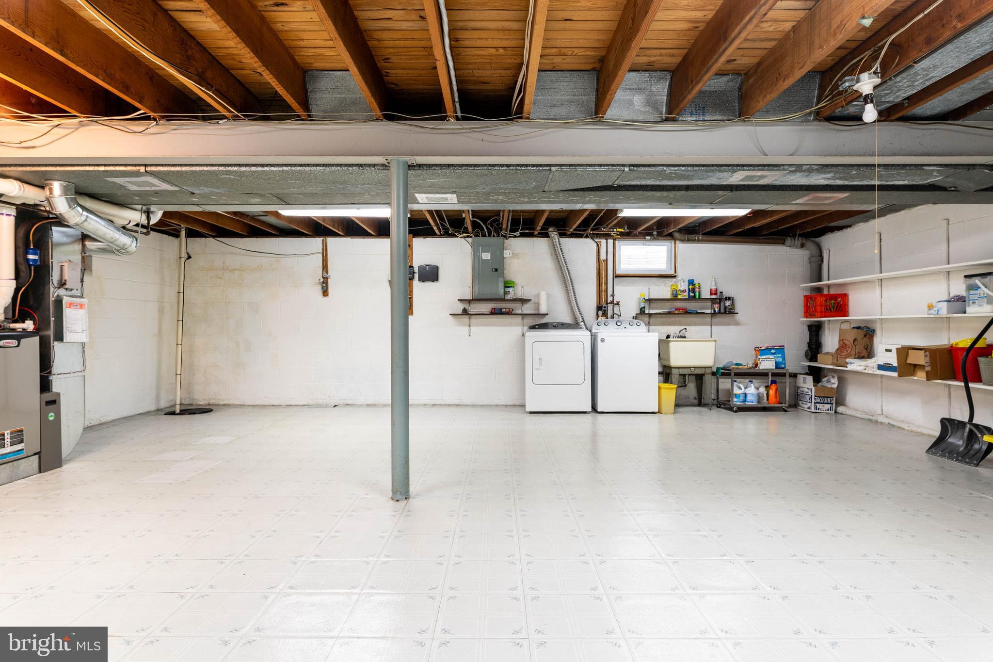 509 Beatty Road Springfield, PA 19064 - Photo 31 of 39 Wonderful, Large Basement W/ Linoleum Floor