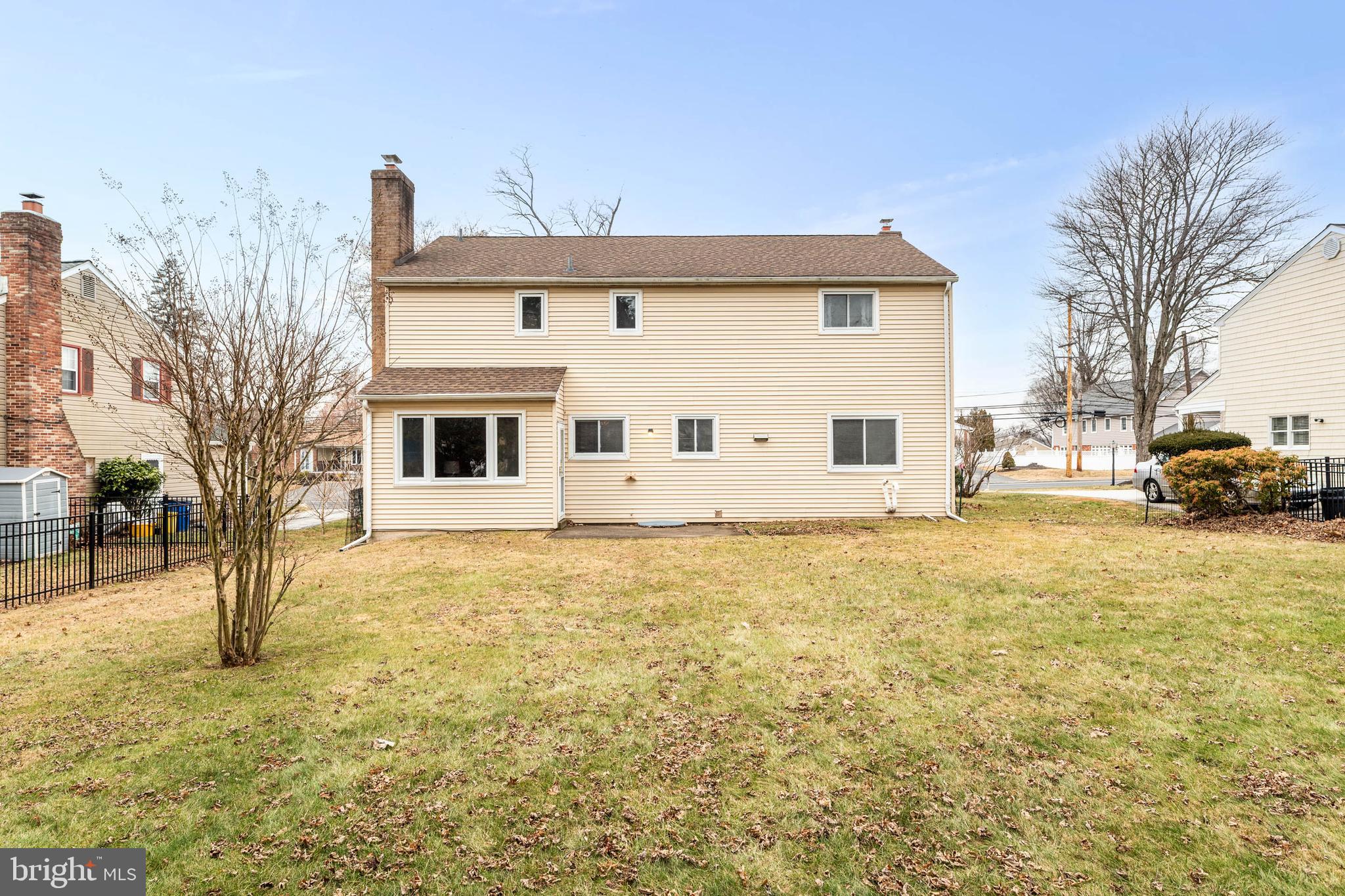 509 Beatty Road Springfield, PA 19064 - Photo 33 of 39 Spacious Backyard