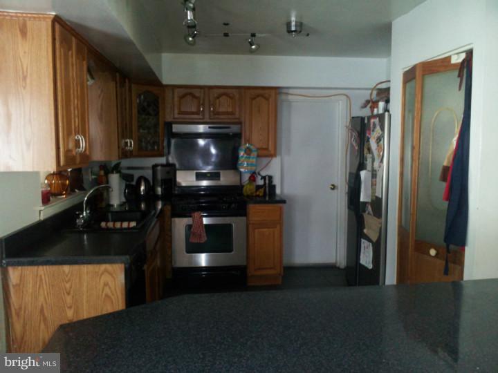 206 Hollybush Place Clementon, NJ 08021 - Photo 7 of 23