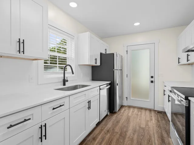 $2,245 | 2128 G Sharondale Drive, Nashville, TN 37215