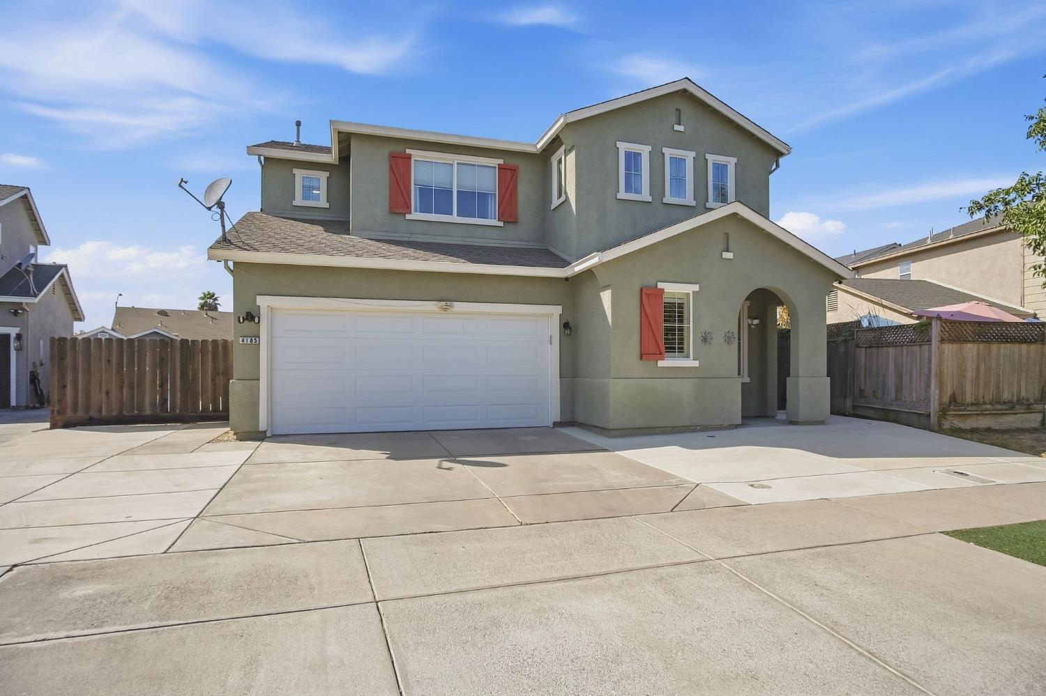 4185 Pathway Lane Turlock, CA 95382 - Photo 2 of 33 Gallery Image 2
