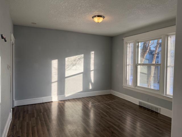 468 Bellows Street St. Paul, MN 55107 - Photo 3 of 14