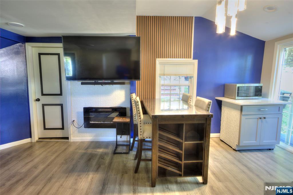 31 Station Road Denville, NJ 07834 - Photo 2 of 25