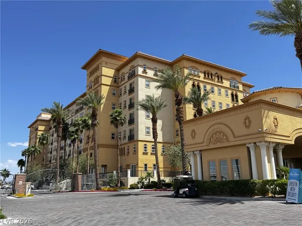 $1,700 | 2405 West Serene Avenue, Unit 517, Las Vegas, NV 89123