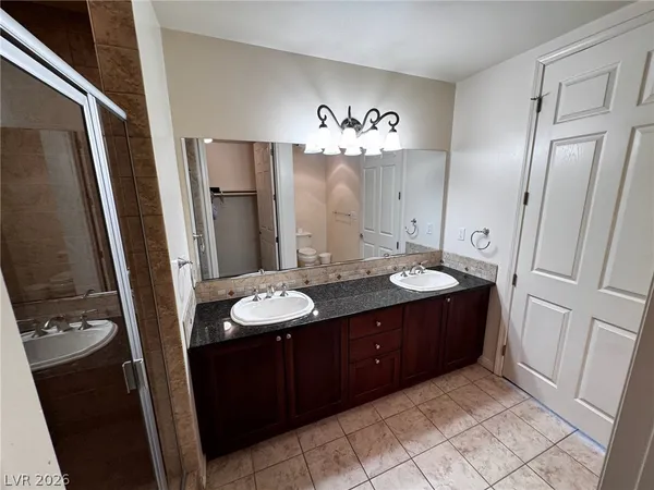 $1,700 | 2405 West Serene Avenue, Unit 517, Las Vegas, NV 89123