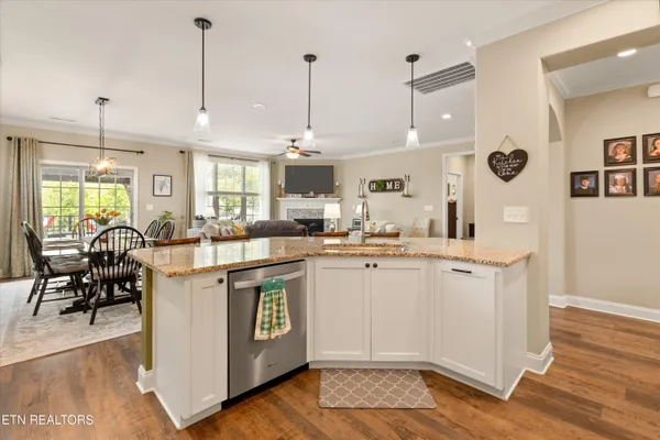 $534,900 | 2271 Boulder Crest Lane, Sevierville, TN 37876