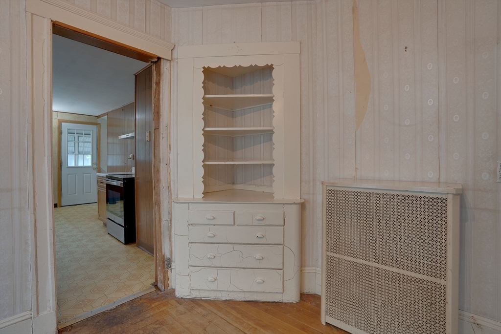 40 Simpson Avenue Somerville, MA 02144 - Photo 31 of 34