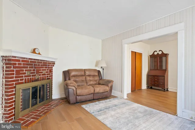 $175,000 | 128 East Cooke Avenue, Glenolden, PA 19036