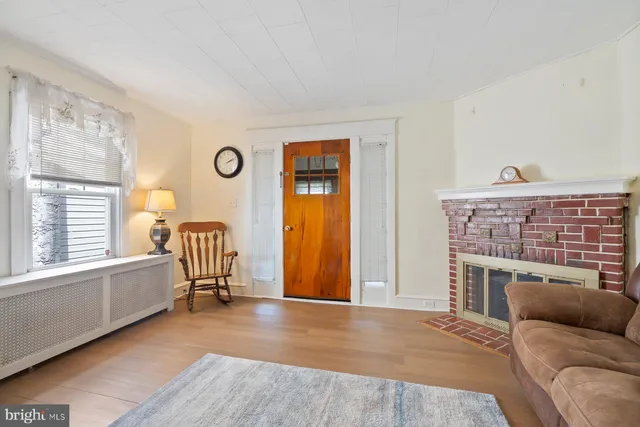 $175,000 | 128 East Cooke Avenue, Glenolden, PA 19036