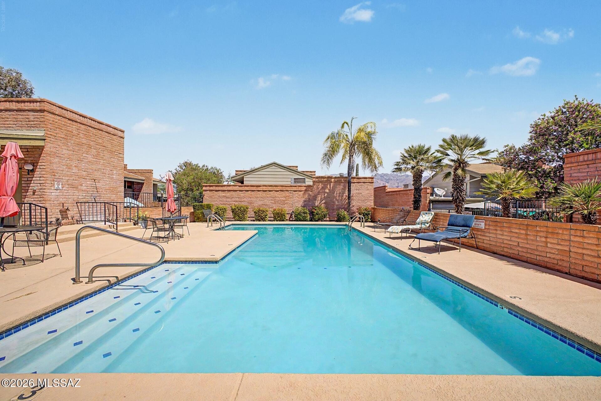4310 East Presidio Road Tucson, AZ 85712 - Photo 28 of 32 Resort-Style Community Pool