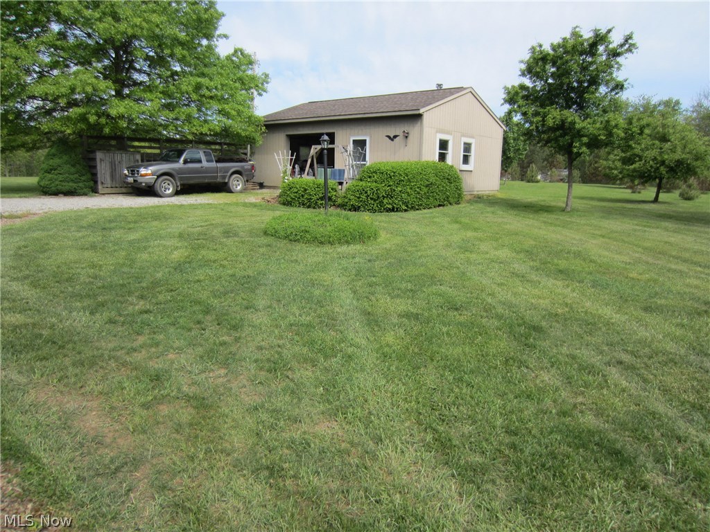 49732 Moore Ridge Road Jerusalem, OH 43747 - Photo 3 of 7