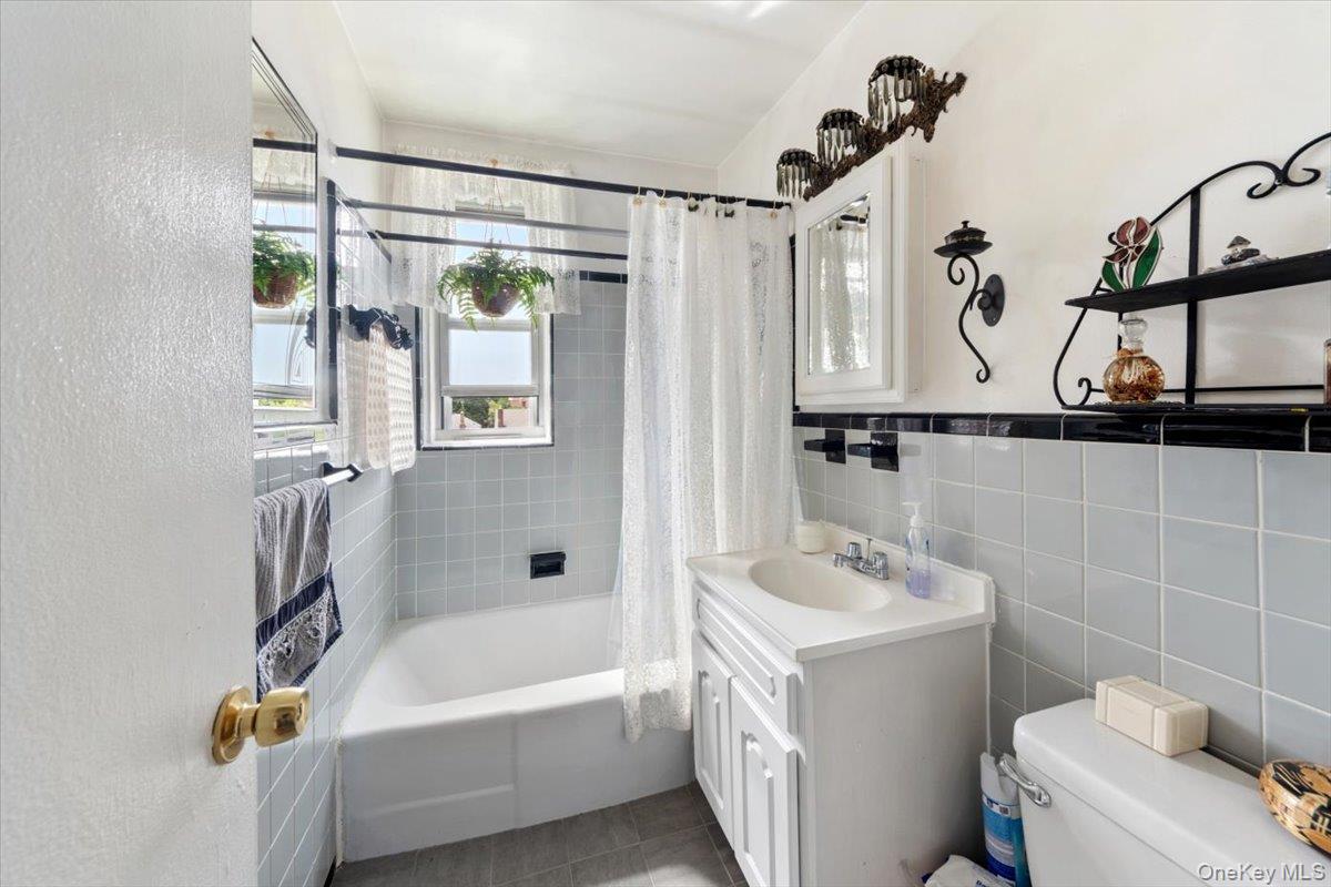 4265 Webster Avenue, Unit 7C Bronx, NY 10470 - Photo 19 of 22