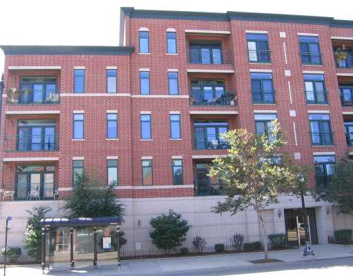 1111 West Madison Street, Unit 4A Chicago, IL 60607 - Photo 1 of 1 a front view of a building