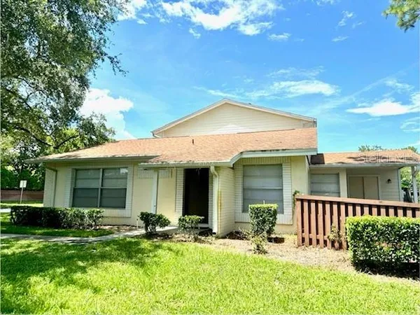$1,625 | 14607 Pine Glen Circle, Lutz, FL 33559