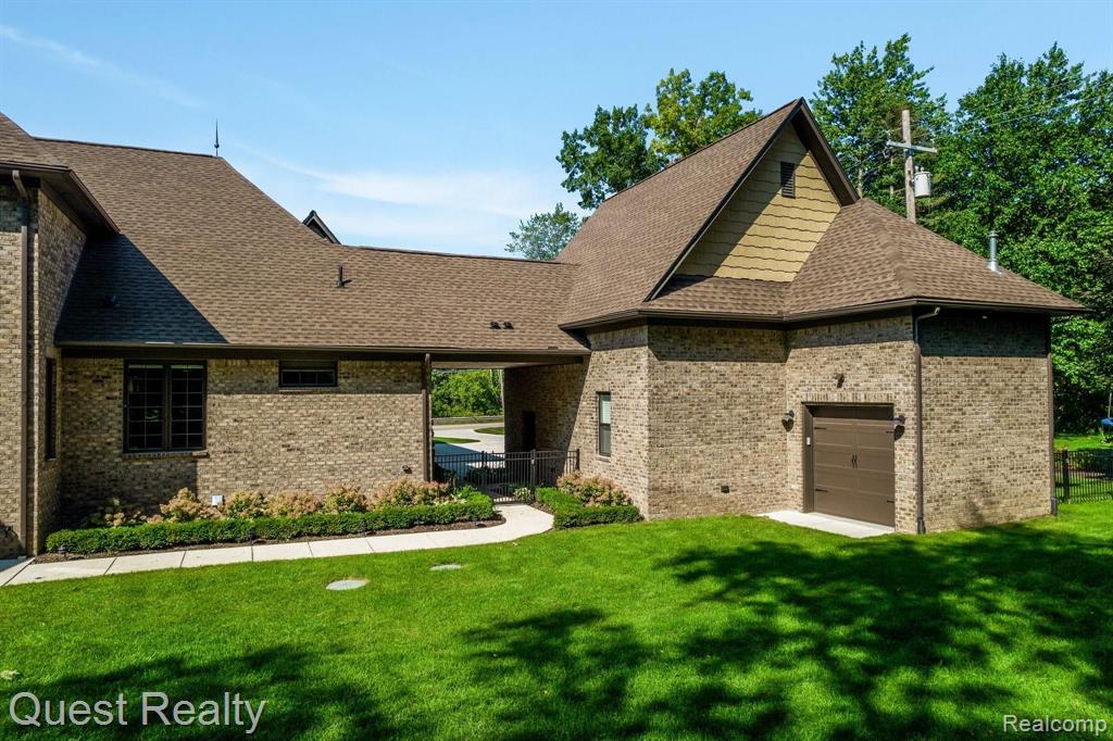 5521 North Rochester Road Rochester, MI 48306 - Photo 47 of 51