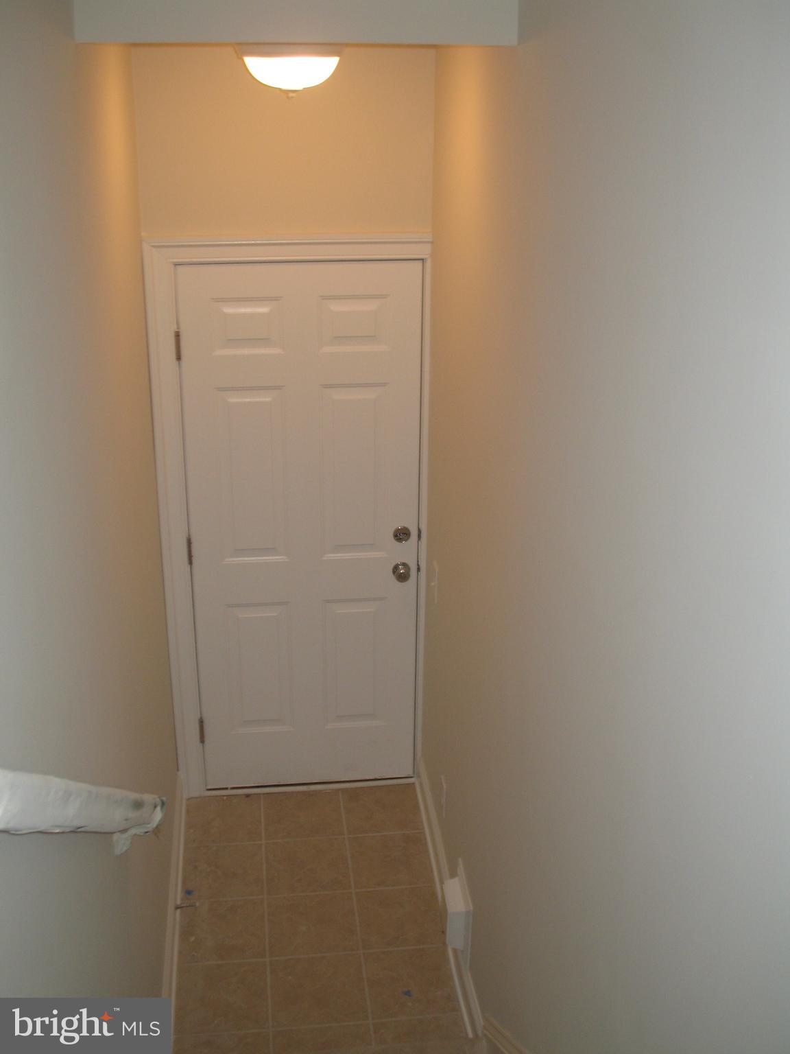 42784 Lauder Terrace Ashburn, VA 20147 - Photo 6 of 34