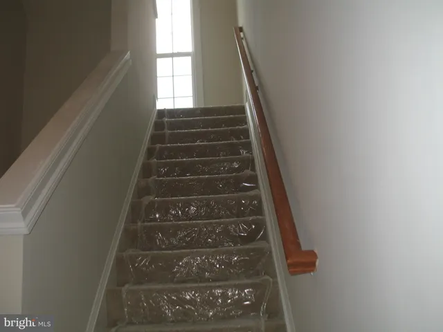 $2,850 | 42784 Lauder Terrace, Ashburn, VA 20147