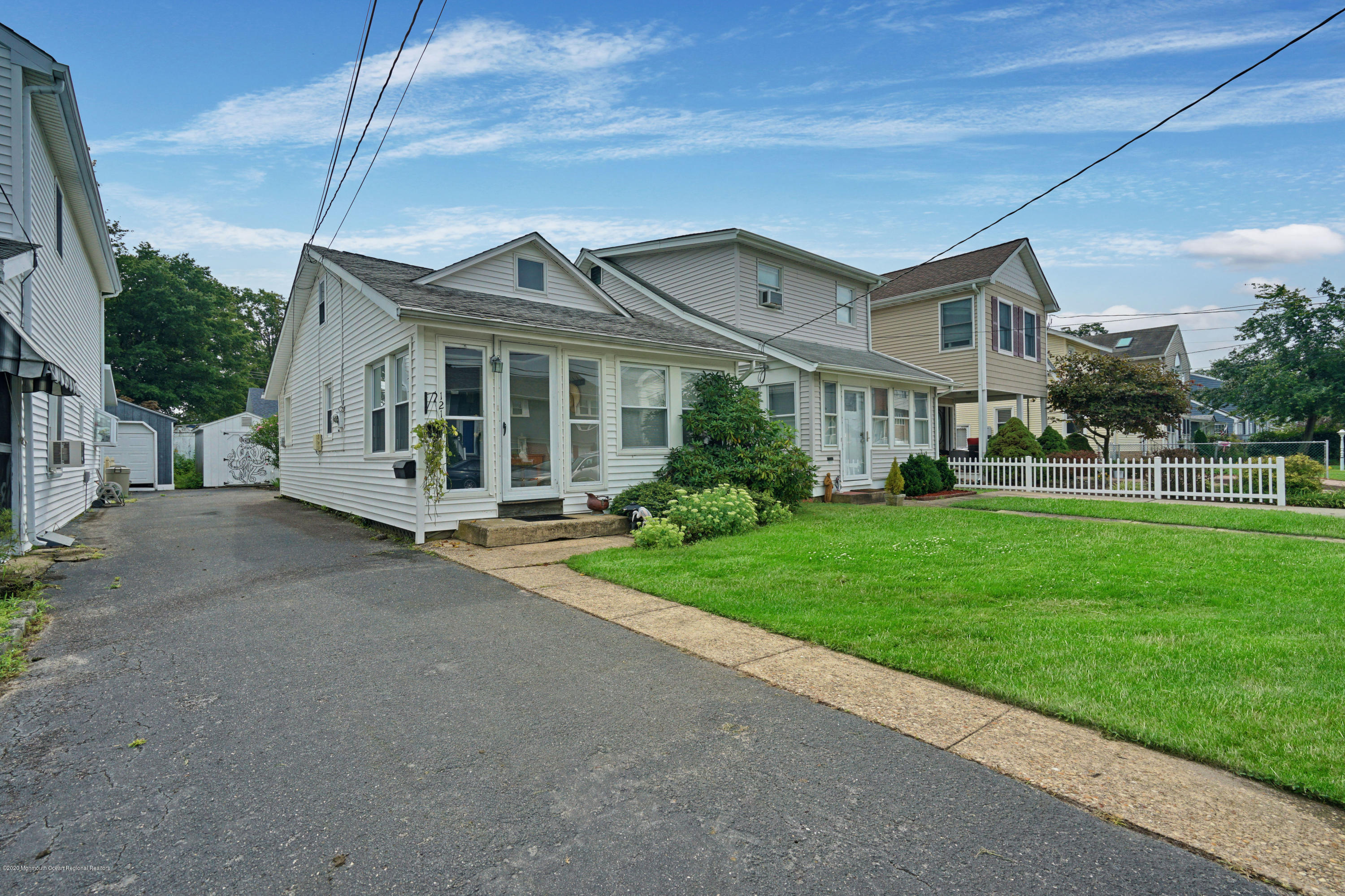 1215 Briarwood Road Belmar, NJ 07719 - Photo 4 of 32 008_dsc09200-dsc09204_1