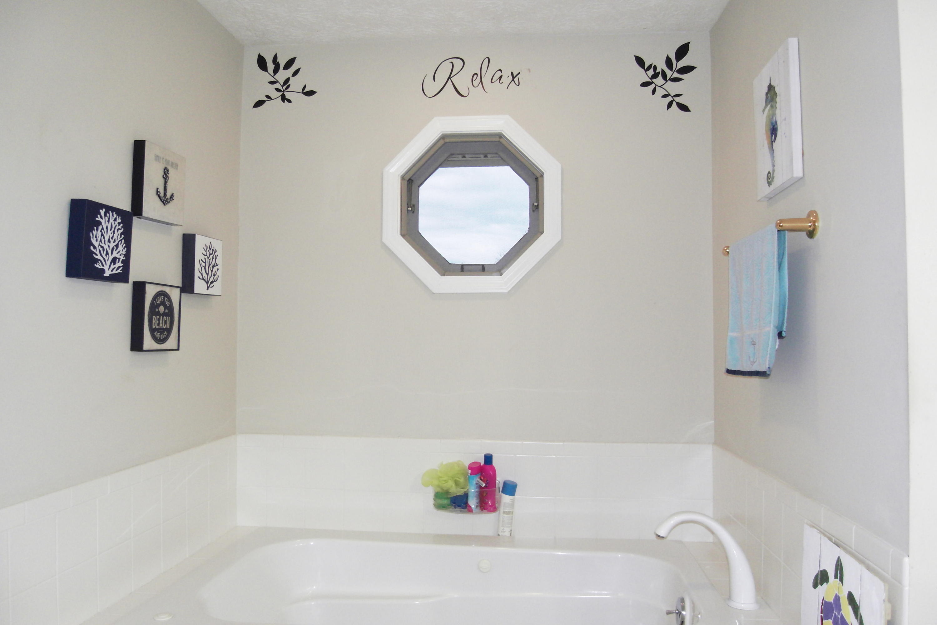 1850 Baileys Road Greenback, TN 37742 - Photo 22 of 37 Jetted tub