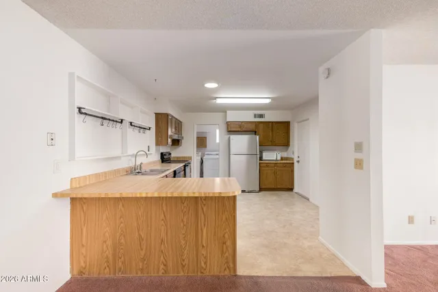 $285,000 | 7857 East Flossmoor Avenue, Mesa, AZ 85208