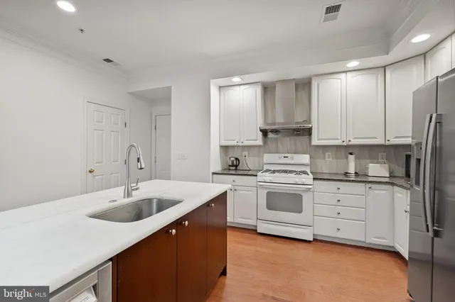 $2,750 | 589 Odendhal Avenue, Unit 589, Gaithersburg, MD 20877