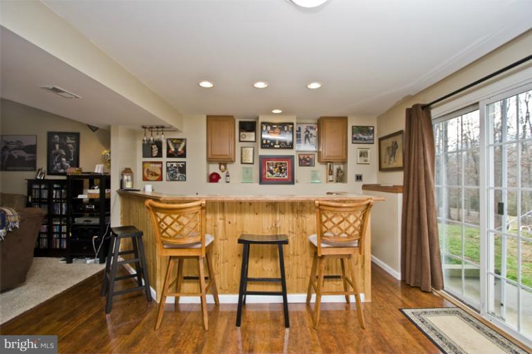 14 Ridgeway Road Stafford, VA 22556 - Photo 16 of 25 Wet Bar
