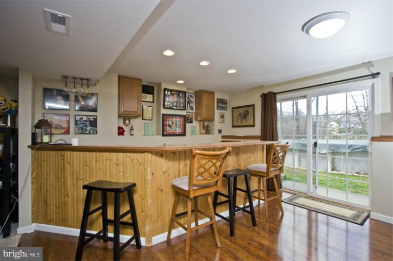 14 Ridgeway Road Stafford, VA 22556 - Photo 19 of 25 Wet Bar