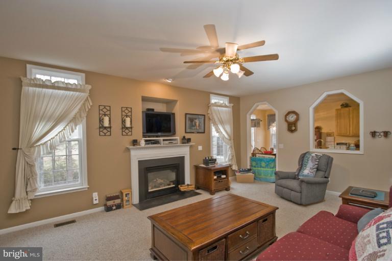 14 Ridgeway Road Stafford, VA 22556 - Photo 9 of 25 Family Room