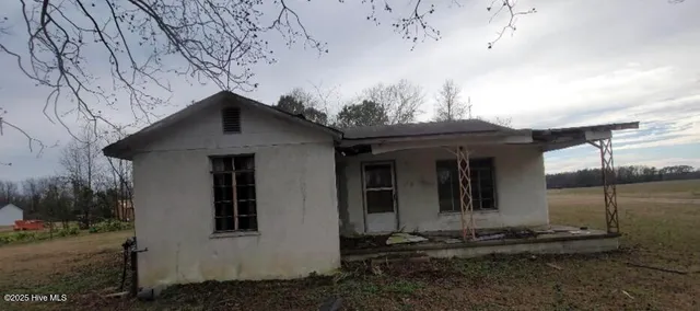 $80,000 | 9063 Hwy 41 W Richlands Nc 28574 West, Richlands, NC 28574