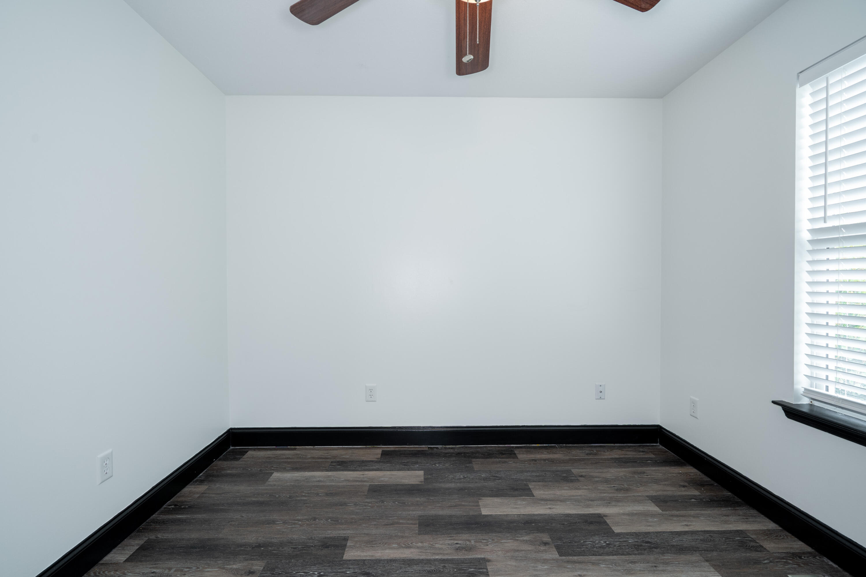 9429 Hackberry Lane Soddy Daisy, TN 37379 - Photo 22 of 30 9429 Hackberry - guest bed 3