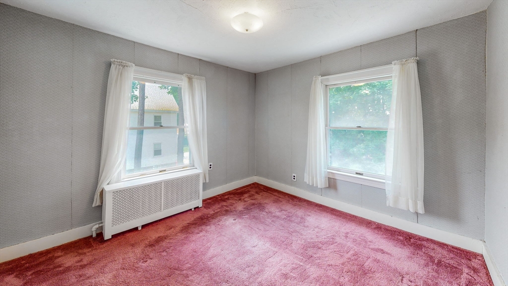 21 Grover Street Walpole, MA 02081 - Photo 6 of 15