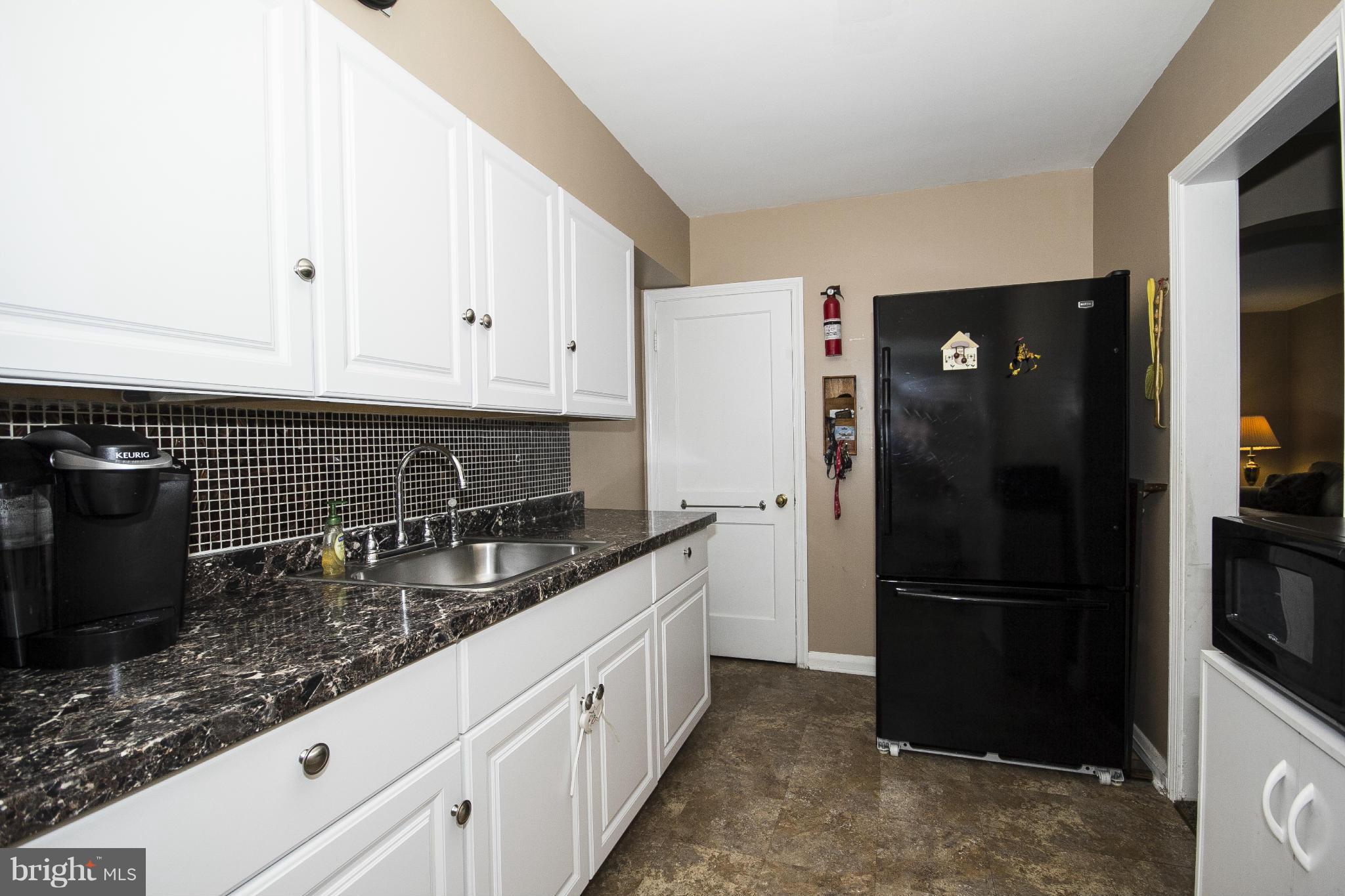 7230 Stratton Way Baltimore, MD 21224 - Photo 11 of 25 Kitchen