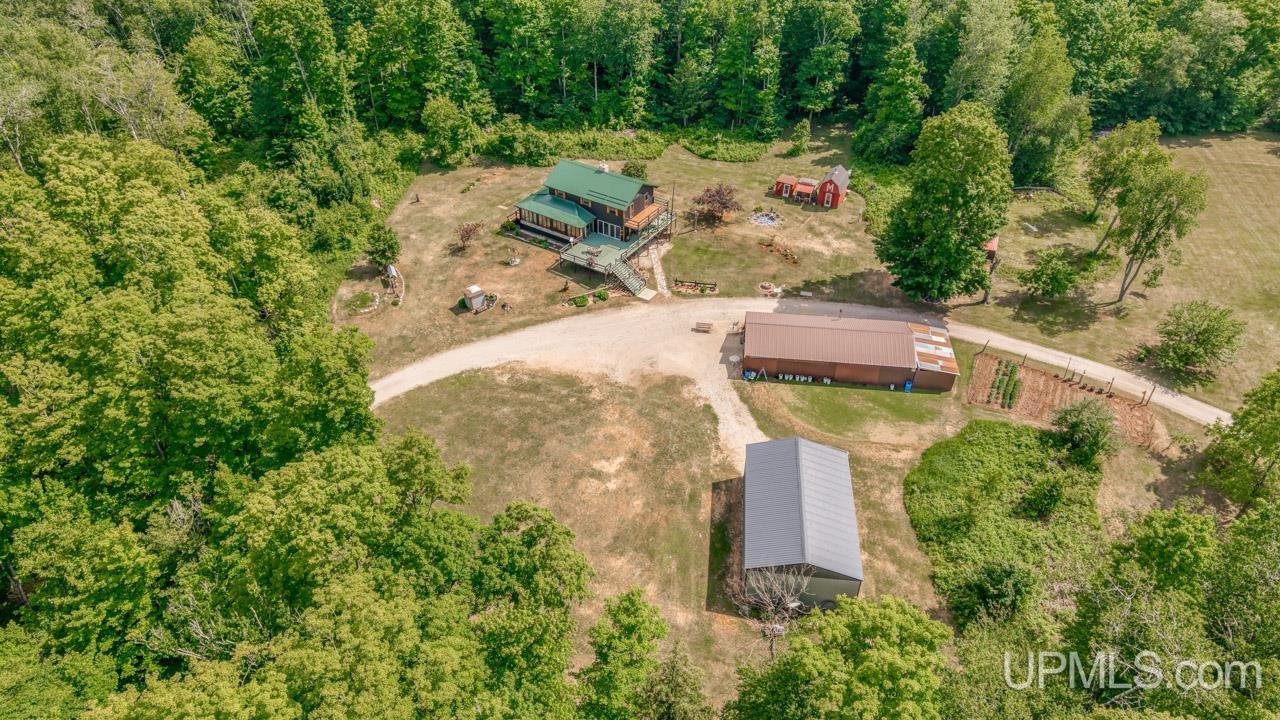 8511 Hyland Road Manistique, MI 49854 - Photo 7 of 67