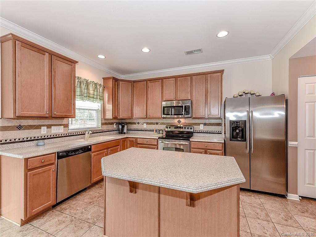616 Alsace Lane Fort Mill, SC 29708 - Photo 9 of 24