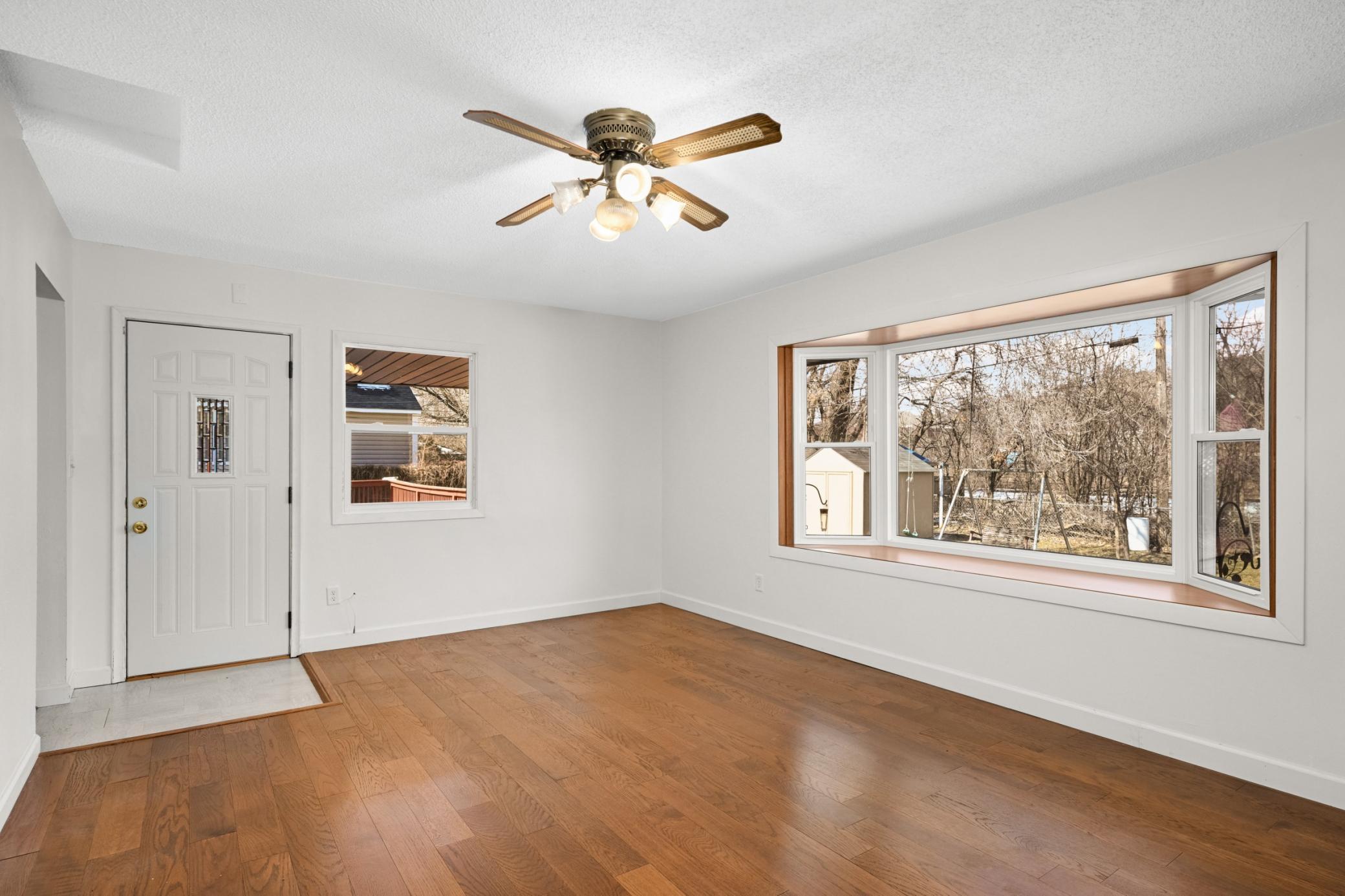 1709 Field Avenue St. Paul, MN 55116 - Photo 11 of 43