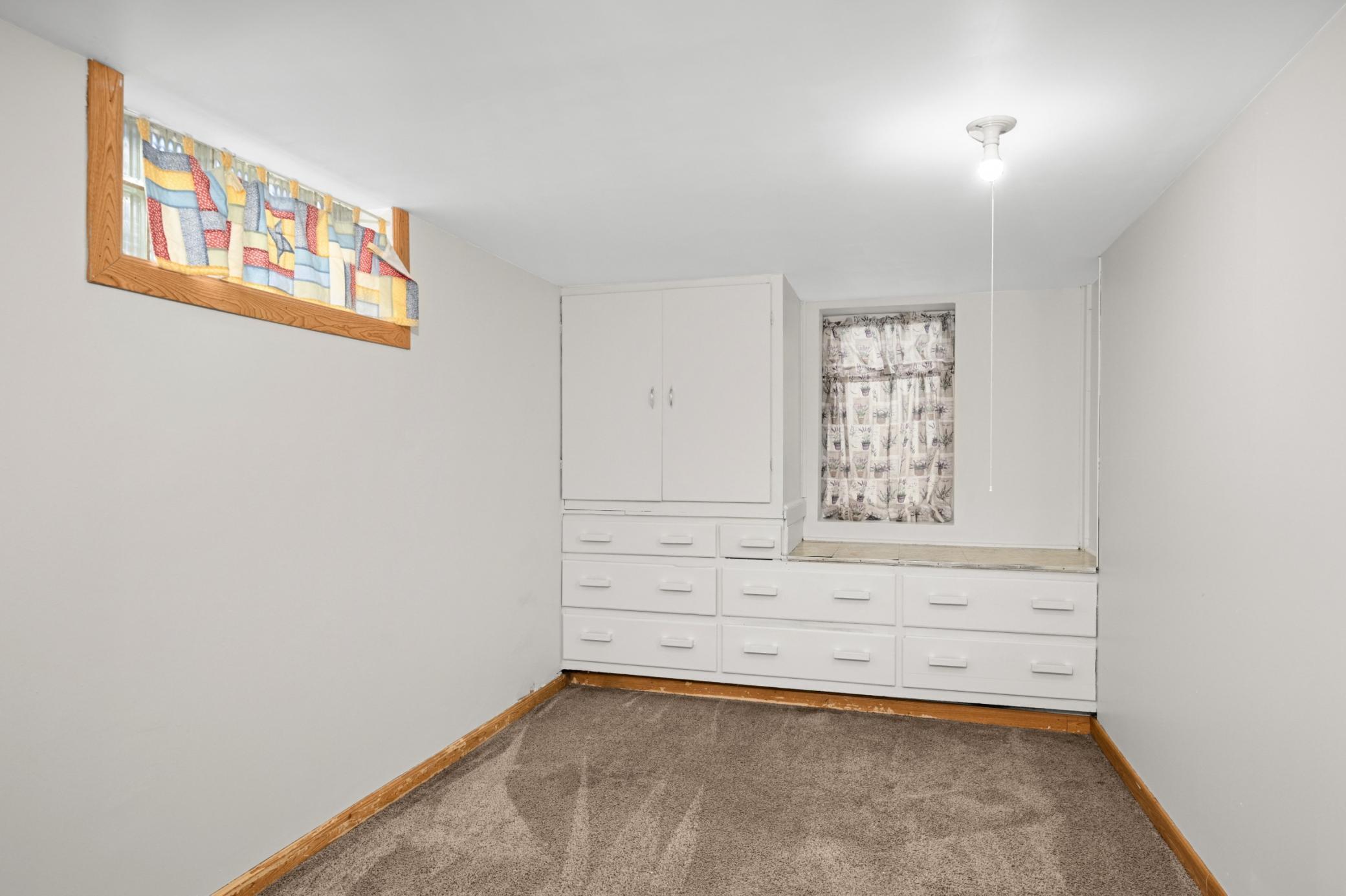 1709 Field Avenue St. Paul, MN 55116 - Photo 14 of 43
