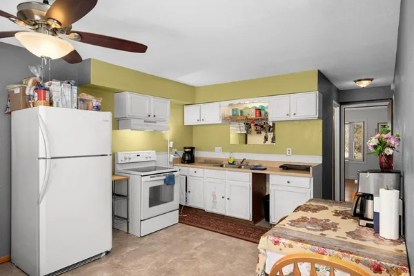 $400,000 | 1709 Field Avenue, St. Paul, MN 55116