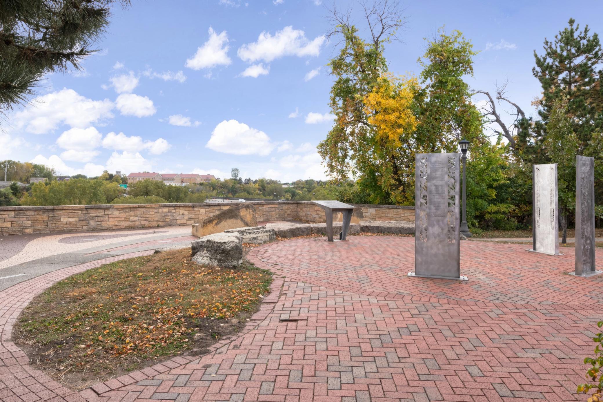 1709 Field Avenue St. Paul, MN 55116 - Photo 24 of 43