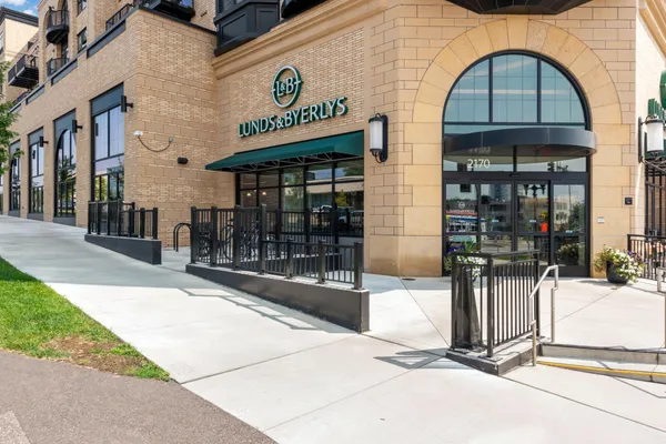 $400,000 | 1709 Field Avenue, St. Paul, MN 55116