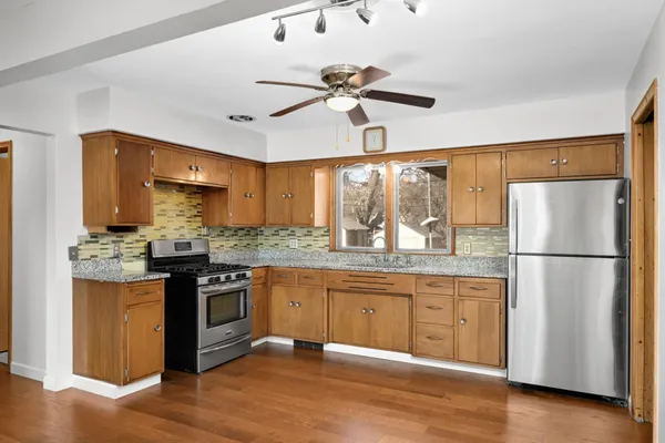 $400,000 | 1709 Field Avenue, St. Paul, MN 55116