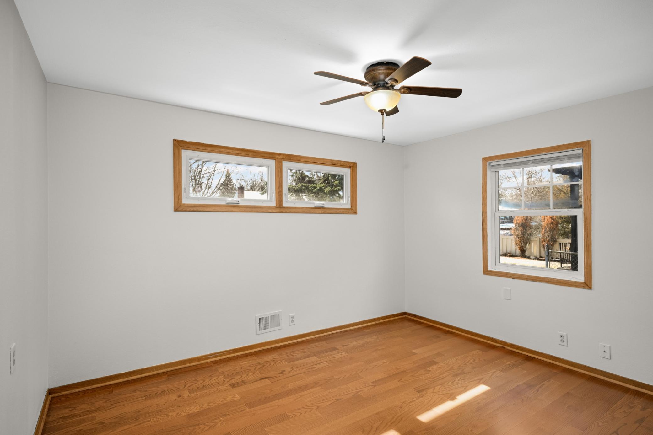 1709 Field Avenue St. Paul, MN 55116 - Photo 8 of 43