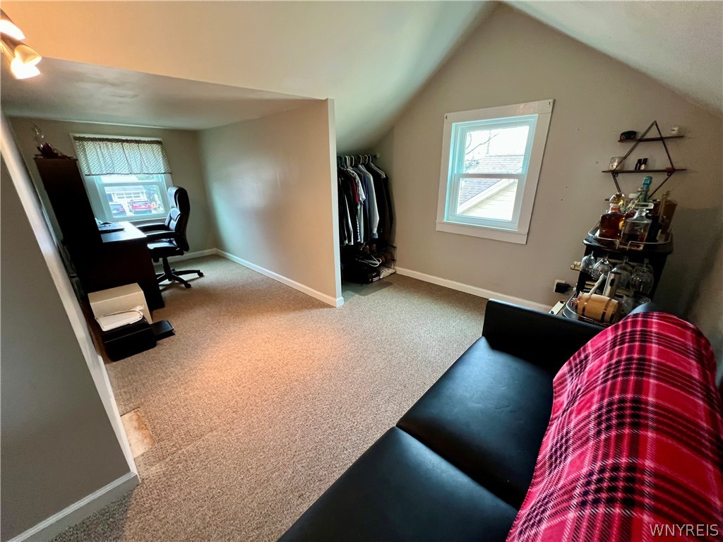 70 Irwinwood Road Lancaster, NY 14086 - Photo 17 of 29