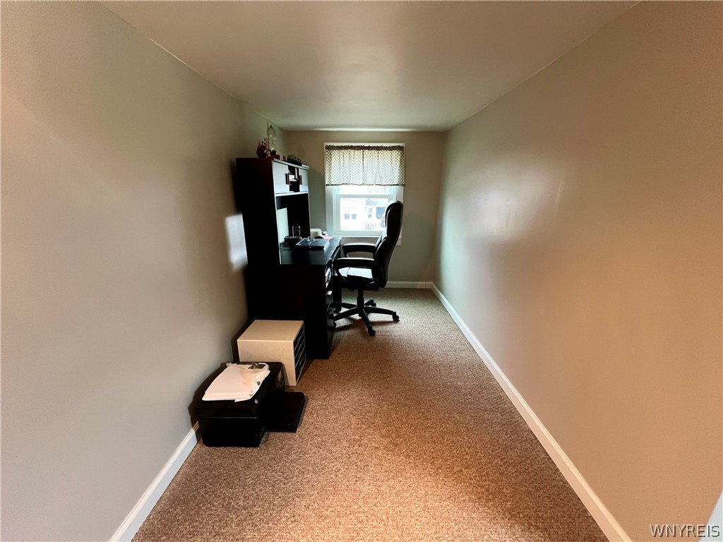 70 Irwinwood Road Lancaster, NY 14086 - Photo 18 of 29