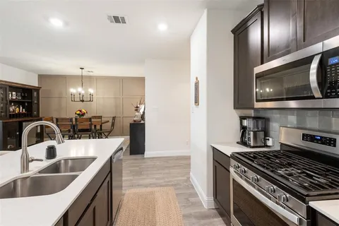 $334,999 | 11028 Los Alamos Drive, Aubrey, TX 76227