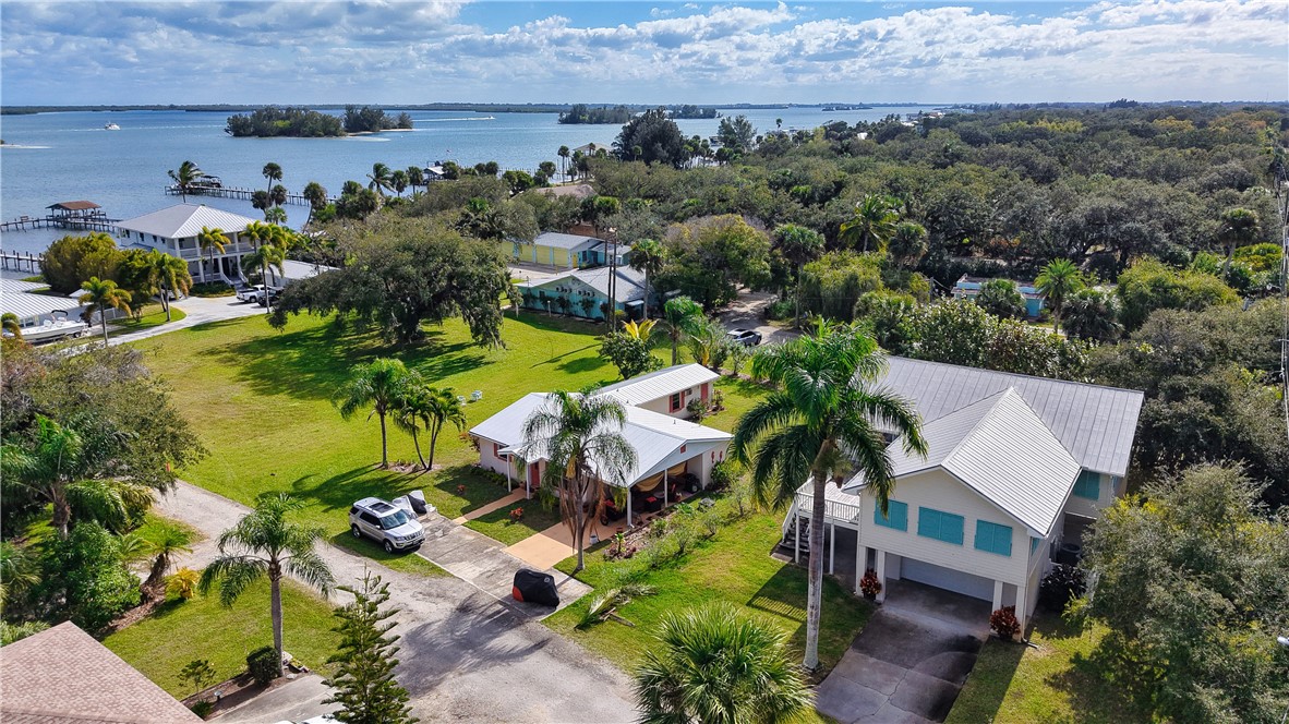 6595 114th Lane Sebastian, FL 32958 - Photo 2 of 7