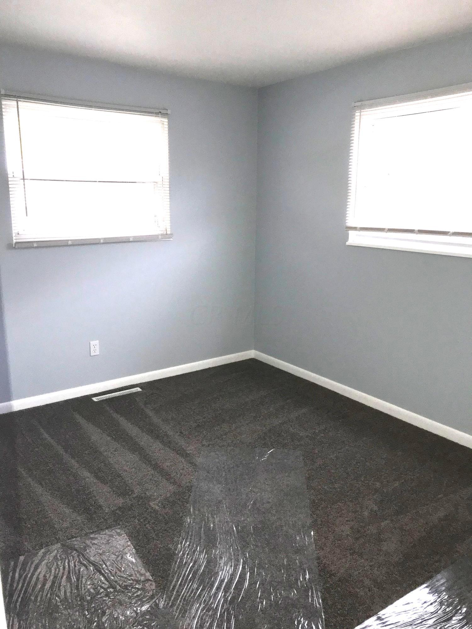 229 Redmond Road Columbus, OH 43228 - Photo 12 of 25 Gallery Image 12